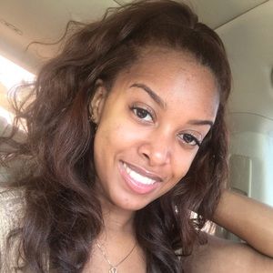 Meet your Posher, Jade